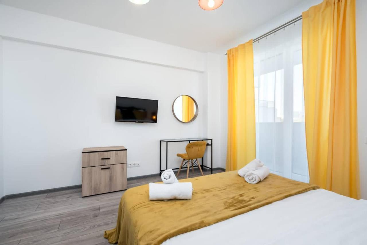 Carol New Building With Balcony Apartment Bukares Bagian luar foto