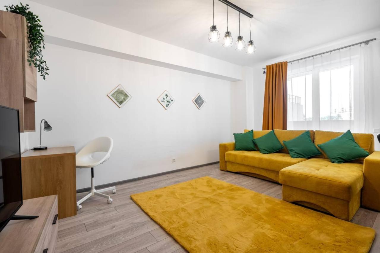 Carol New Building With Balcony Apartment Bukares Bagian luar foto